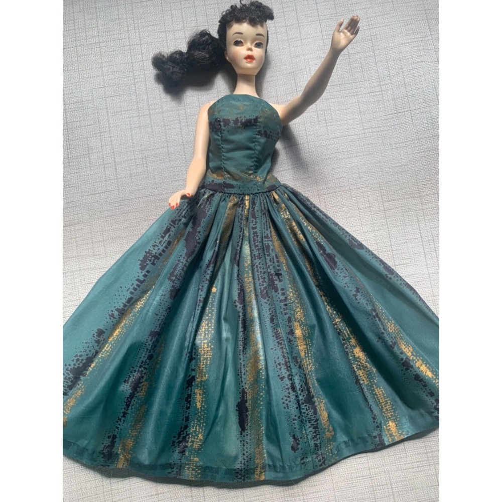 RARE Vintage Barbie PREMIER TOGS  GOLD green BALL GOWN Dress 👗 No Doll